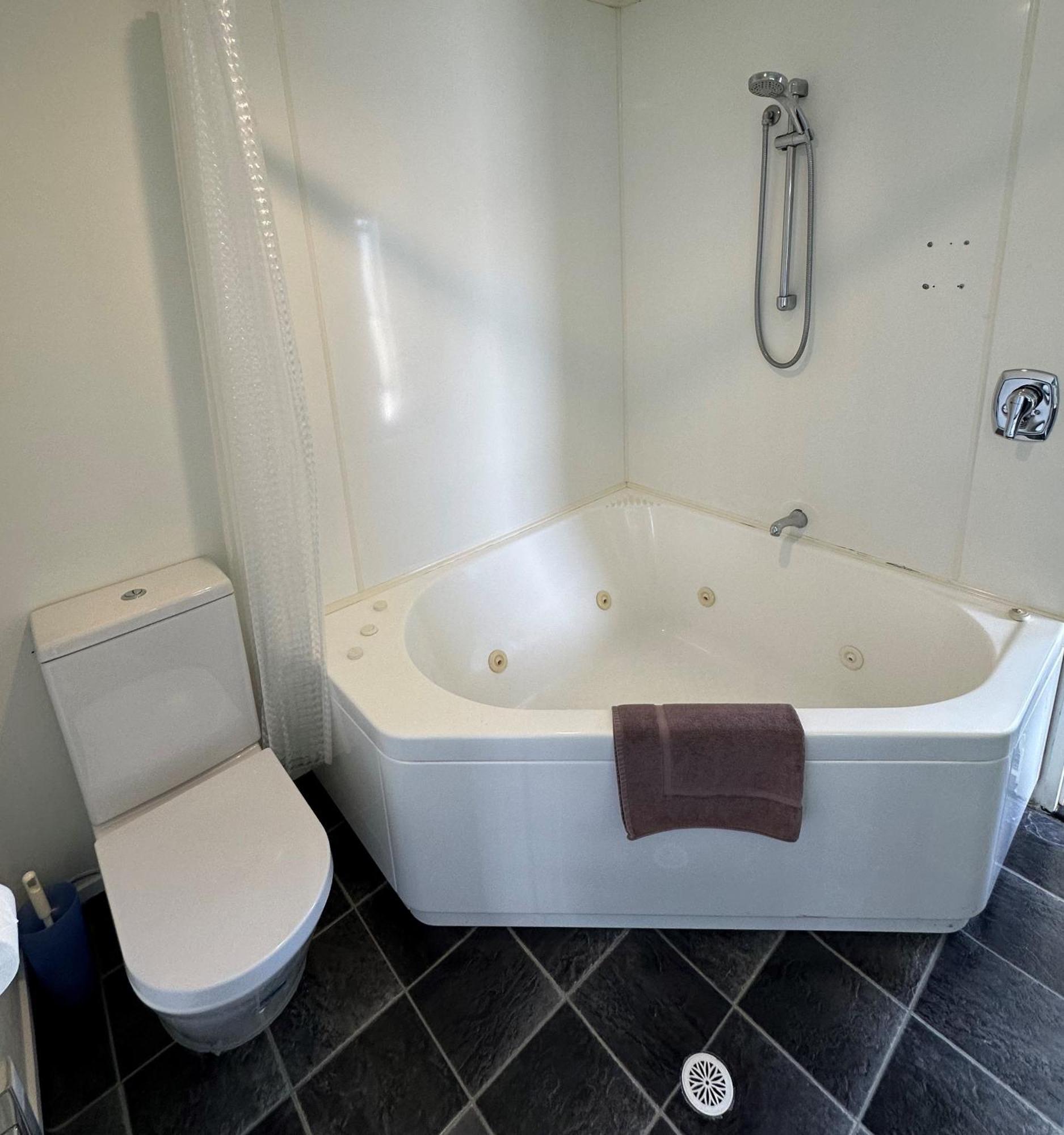 Baycourt Lakefront Motel Taupo Kültér fotó