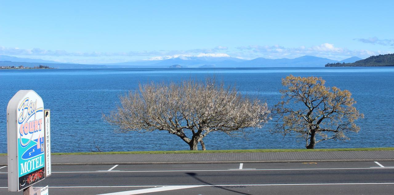 Baycourt Lakefront Motel Taupo Kültér fotó
