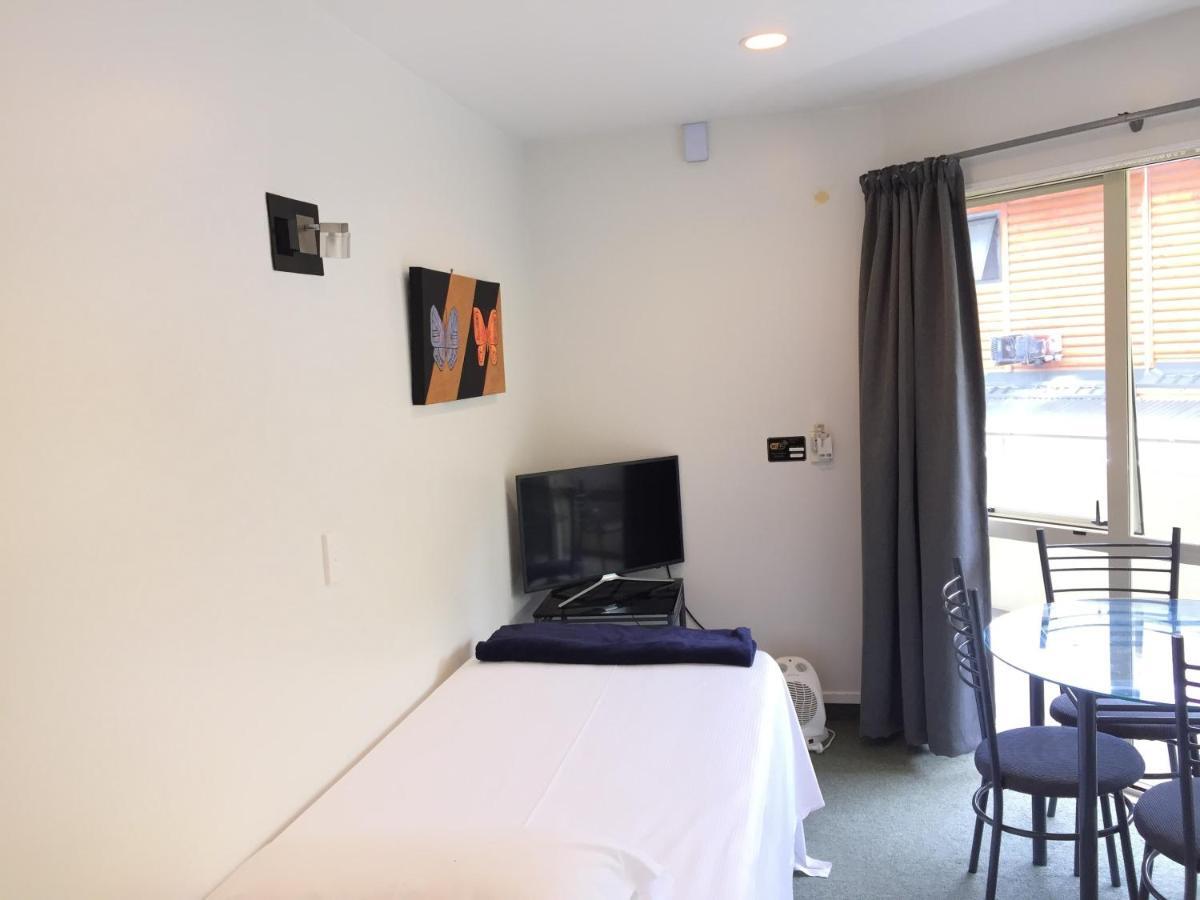 Baycourt Lakefront Motel Taupo Kültér fotó